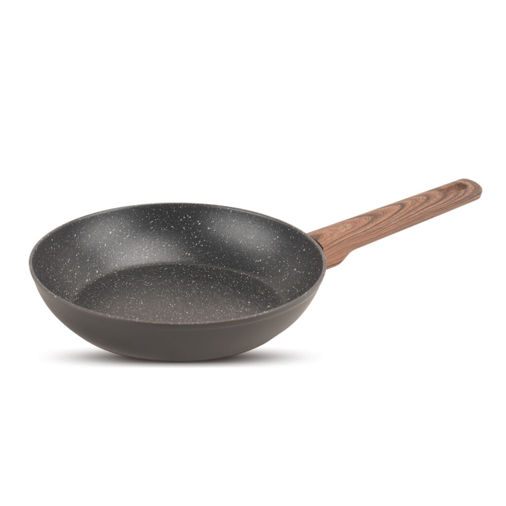 24cm wooden handle frying pan