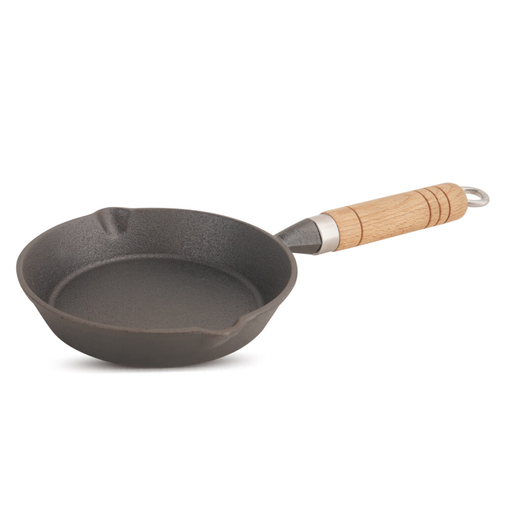 mini cast iron frying pan with wood handle